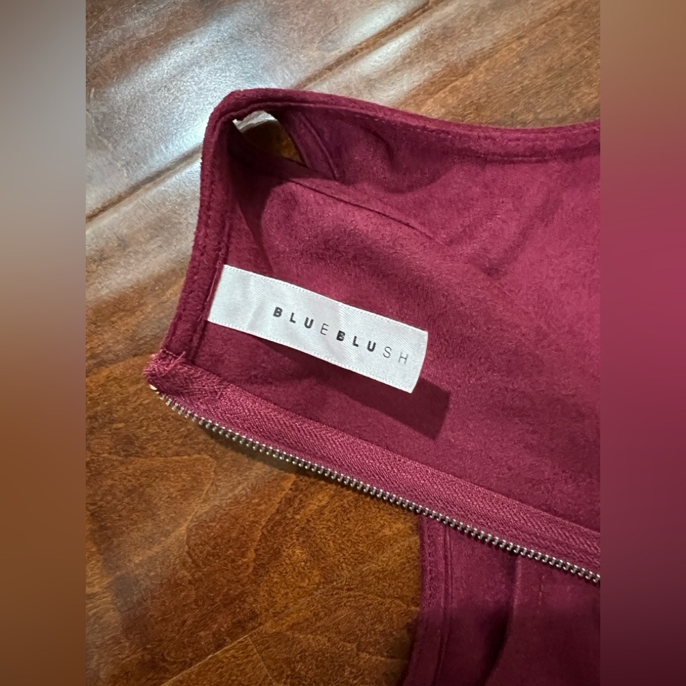 Blue Blush Faux Suede skirt set - Picture 4 of 10